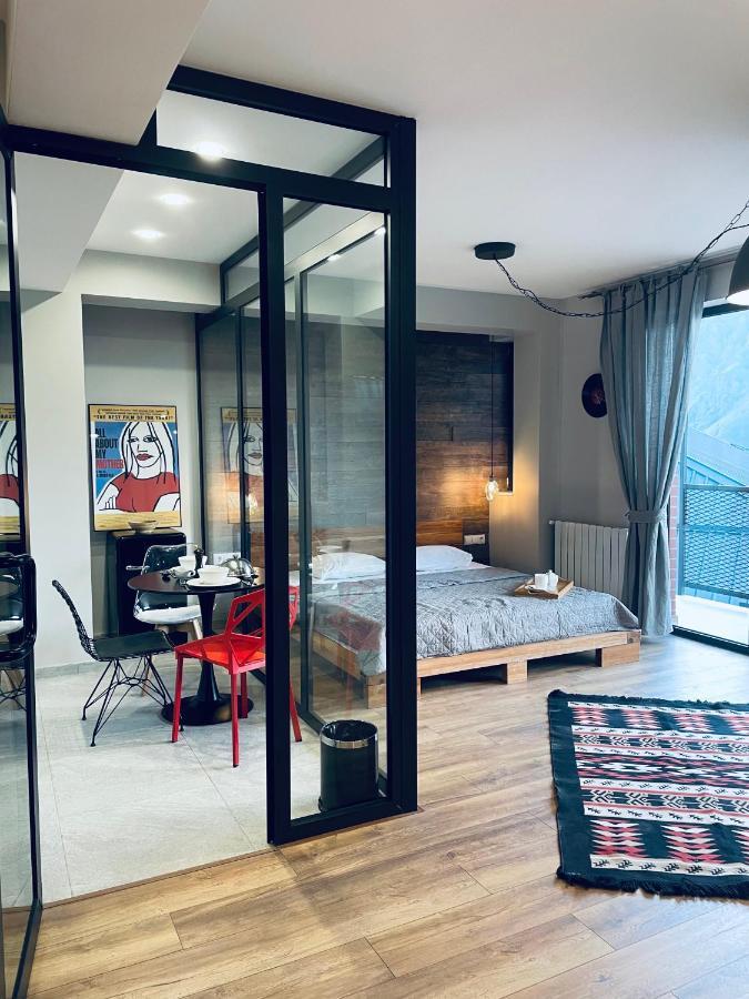 Kazbegi Stylish Apartment Esterno foto