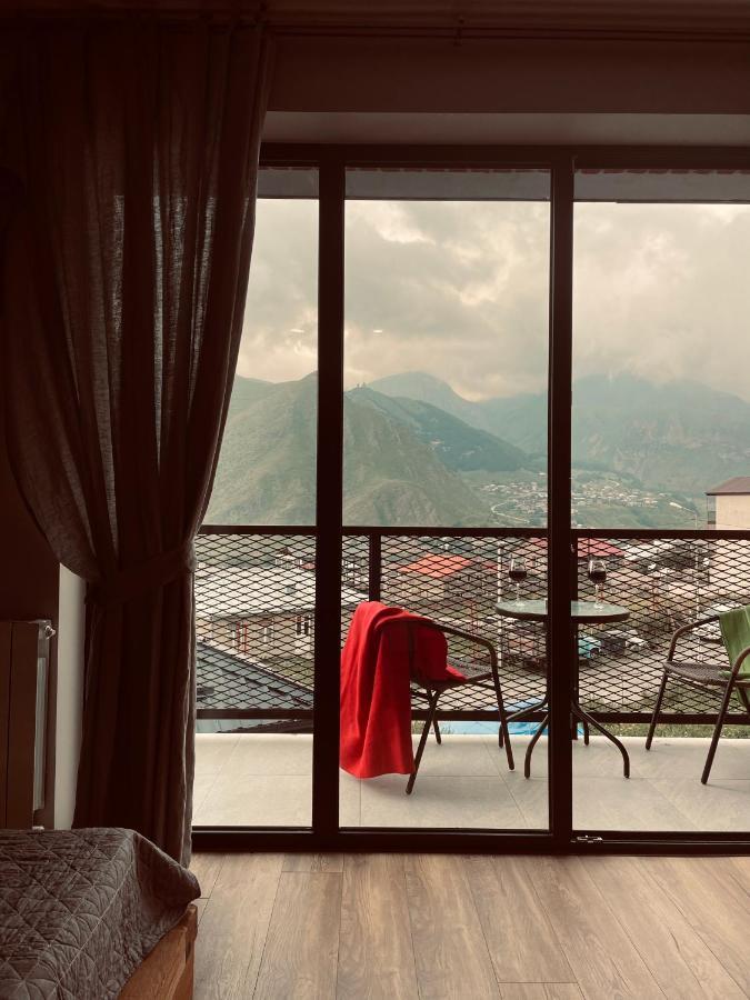 Kazbegi Stylish Apartment Esterno foto