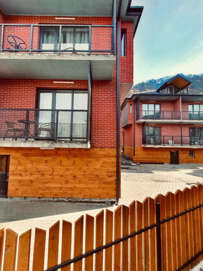 Kazbegi Stylish Apartment Esterno foto